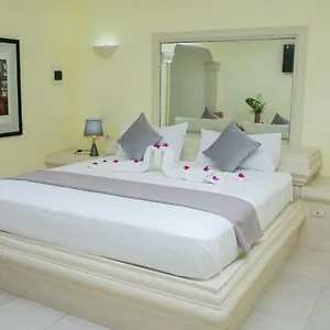 aparthotel-castillo-real.greaterantilleshotels.net/